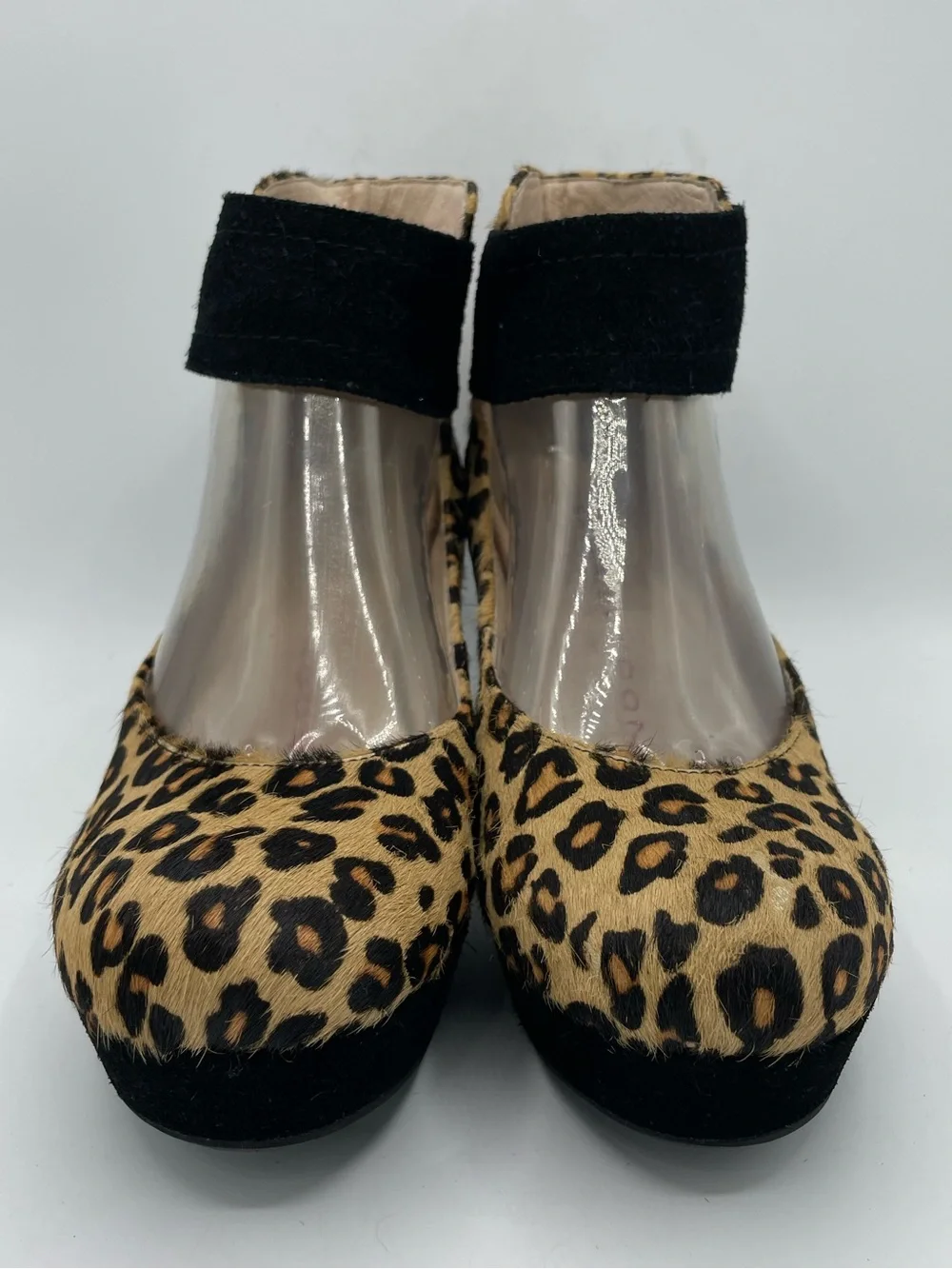 Sasha London Vera Leopard Print Fur  Block Heel Mary Jane Shoes.